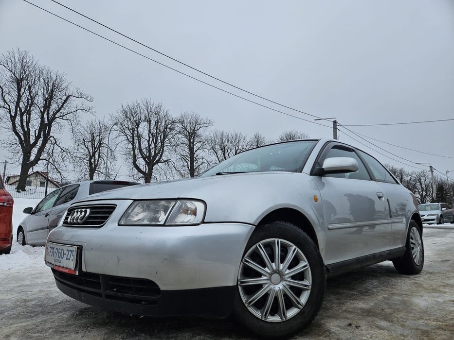 Audi a3 1.6 benzyna // 4x drzwi // tanio // ekonomiczny // zamiana