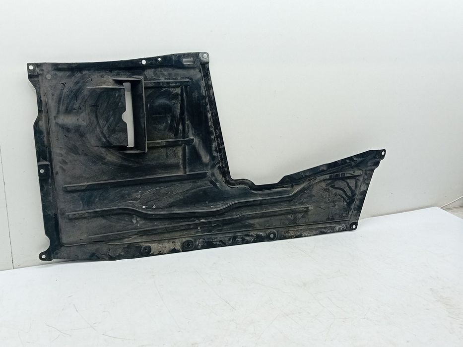 Blindagem inferior do motor BMW 1 (F20)
