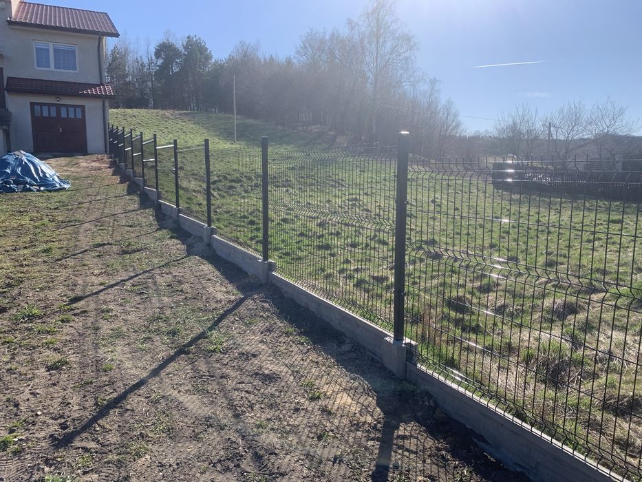 Ogrodzenia panelowe 3D, ogrodzenia montaz, material