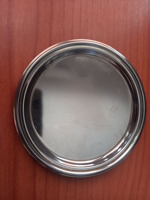 Prato em aço inox  novo (NEGOCIÁVEL)