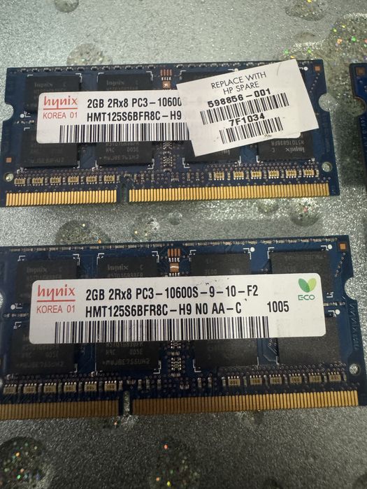 Оперативная память для ноутбука Hynix SoDIMM DDR3 2GB 1600 MHz (HMT325S6BFR8C-PBN ) 4 планки