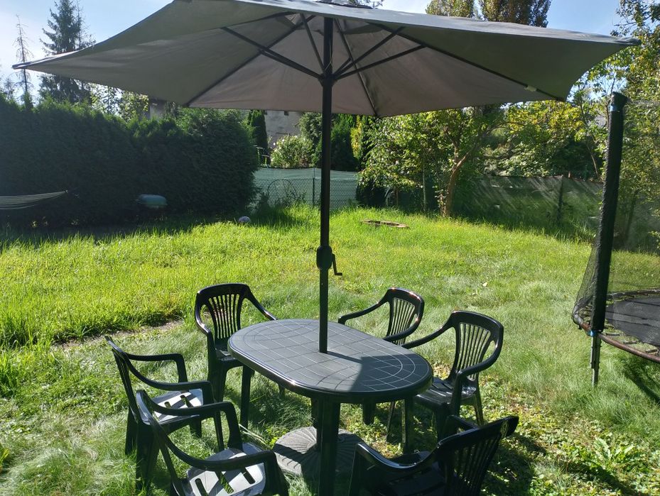 Zestaw ogrodowy krzesła stolik parasol