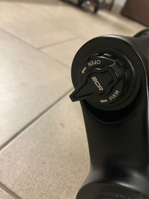 Amortyzator rowerowy SR SUNTOUR XCR RL-R 34, skok 120mm, koło 29"