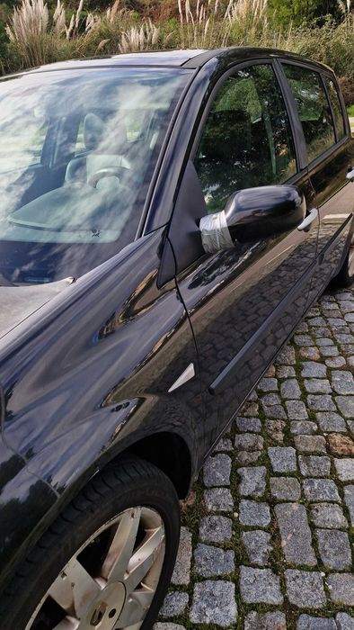 Renault Megane 2 dCi 1.5 (105cv) 250.00kms Versão “Luxe Privilège”