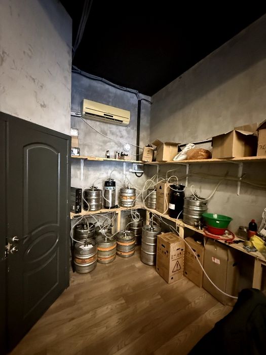 Магазин-Бар крафтового пива BEERLOGA