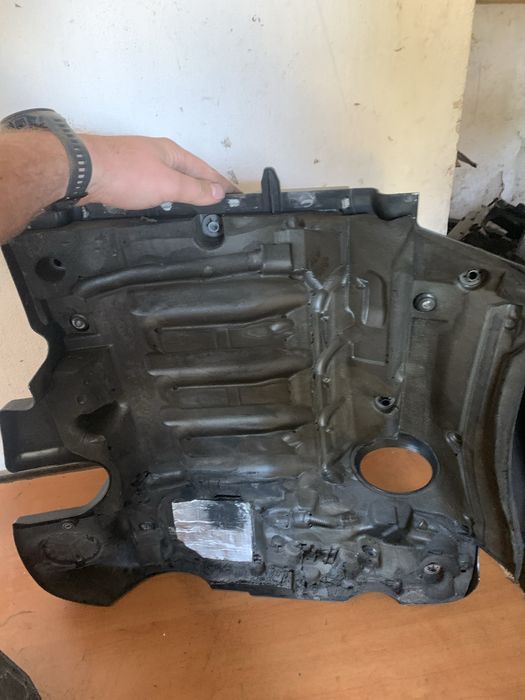 Osłona na silnik bmw e60/e61 m57n2 197km 231km 235km kompletna