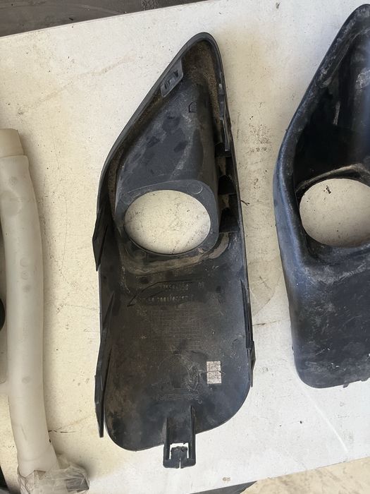 Накладка кришка противотуманки птф fiat doblo dodge ram van вантажівок