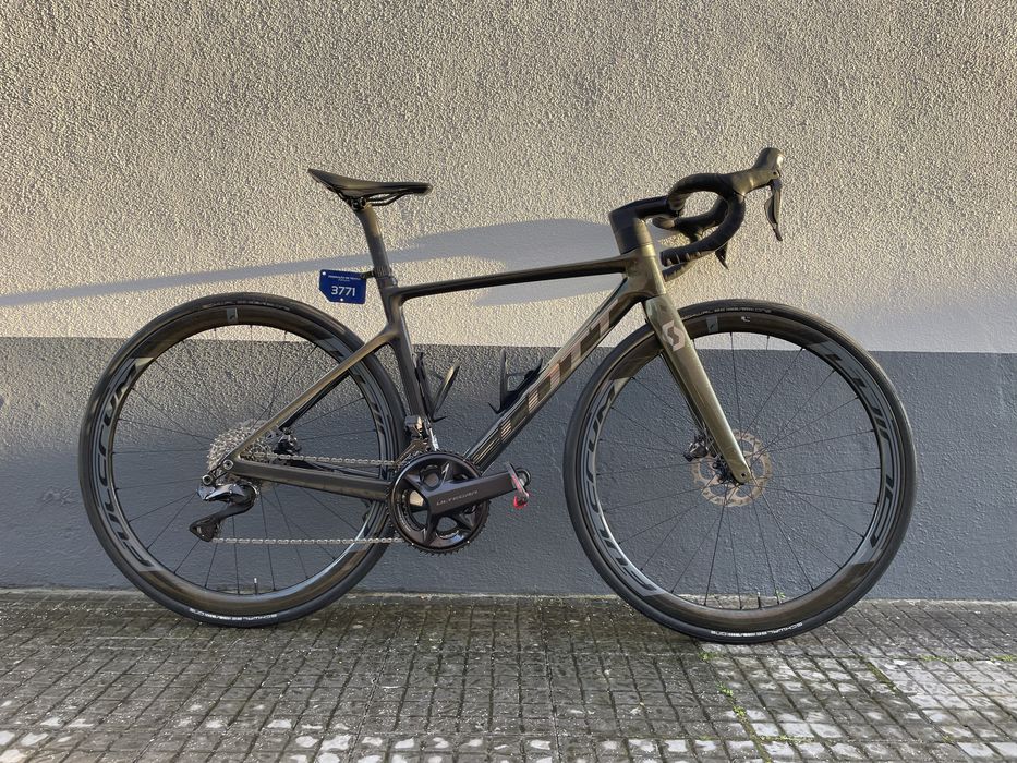 Bicicleta Scott Addict RC 40