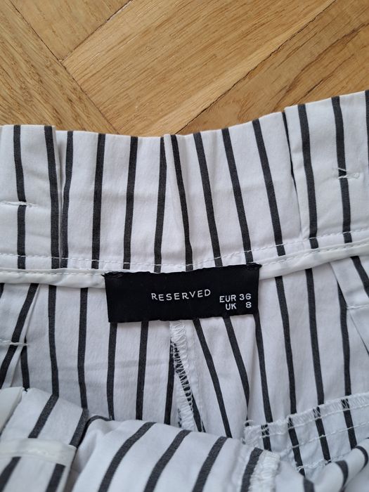 Damskie spodenki w paski reserved
