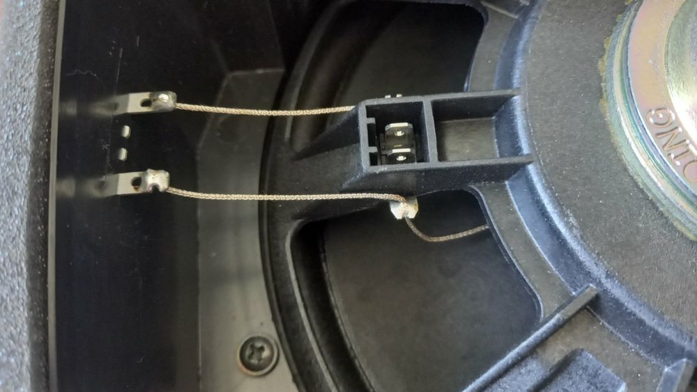 Динамик сабвуфер 8t0035412 Audi A4 B8 08-16