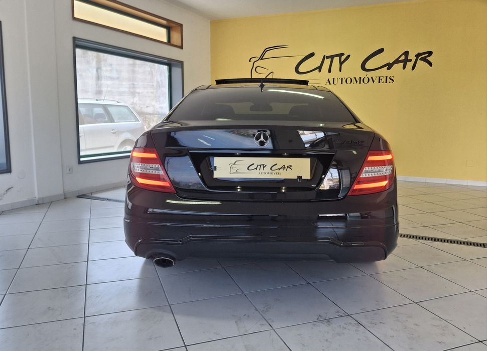 Mercedes-Benz C220 D AMG EDITION1