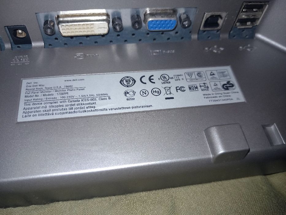 Monitor DELL 1708FPT, 17" LCD