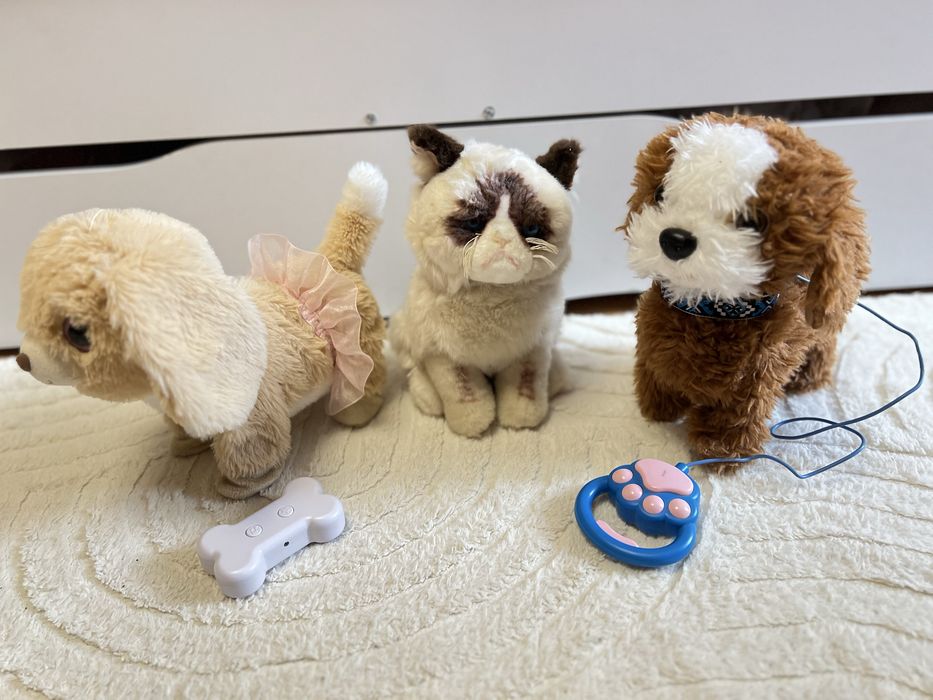 Інтерактивні собачки та колекційний оригінальний котик Grumpy Cat