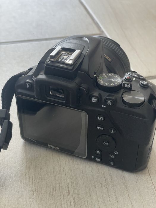 Дзеркальний фотоапарат Nikon D3500