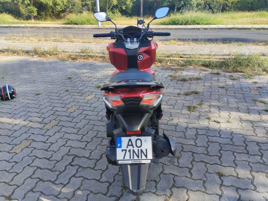 Scooter Sym Jet X