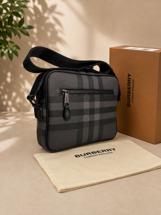 BURBERRY — чоловіча сумка через плече