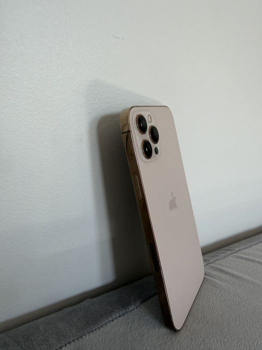 Iphone 12 Pro max  256 GB -Bateria 100%