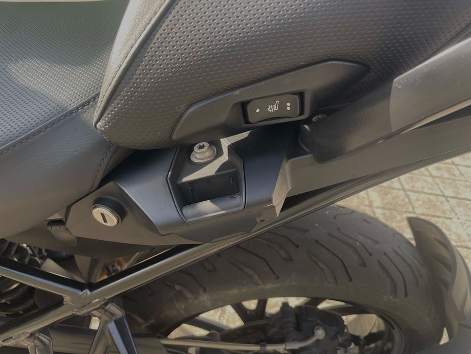BMW R1250 GS Triple Black 2021 ( vendo ou troco p/ moto inferior )