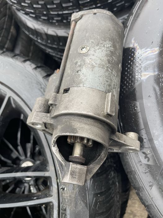 Rozrusznik Valeo Citroen peugeot 1.6hdi berlingo partner