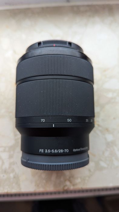 Obiektyw Sony FE 28-70mm f/3.5-5.6 oss