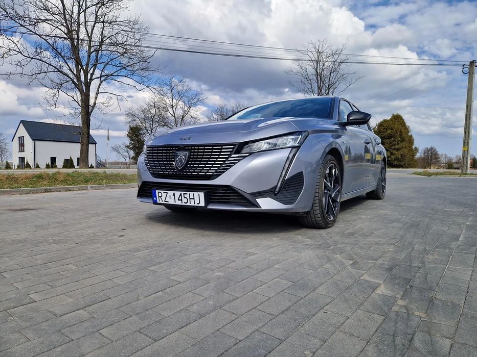 Peugeot 308 1.6 Plug-in hybrid przebieg 35000km! bardzo bogata wersja  okazja !