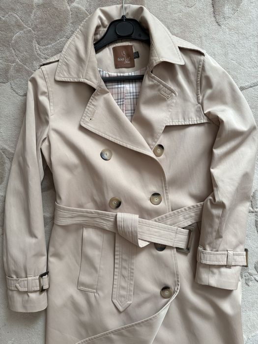 Тренч/плащ (бежевий, жіночий)