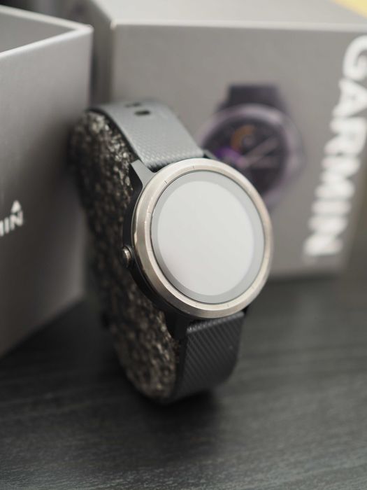 Garmin Vivoactive 3 Smartwatch - Raramente utilizado