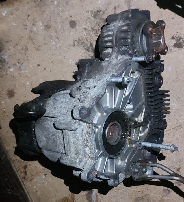 Reduktor skrzynka rozdzielcza bmw e60 e61 3.0d 231km