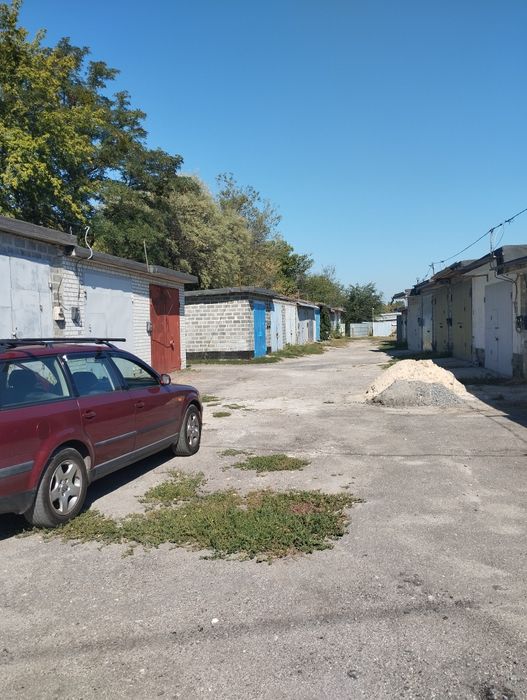 Капитальный гараж ул. Роганская.