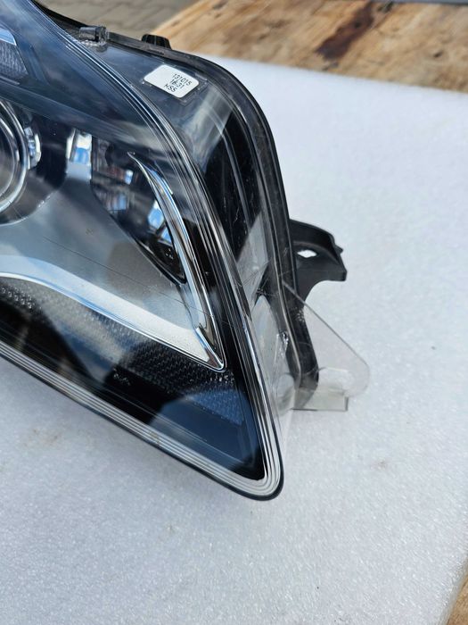 Reflektor Prawy Przód Opel Insignia A Lift Xenon