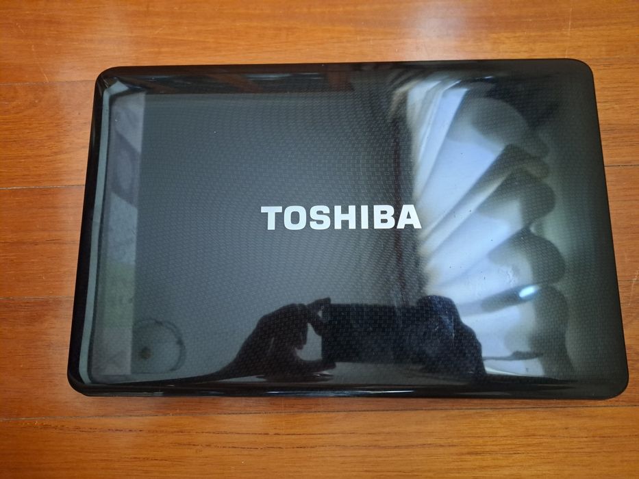Toshiba L650 1eq avariado para peças
