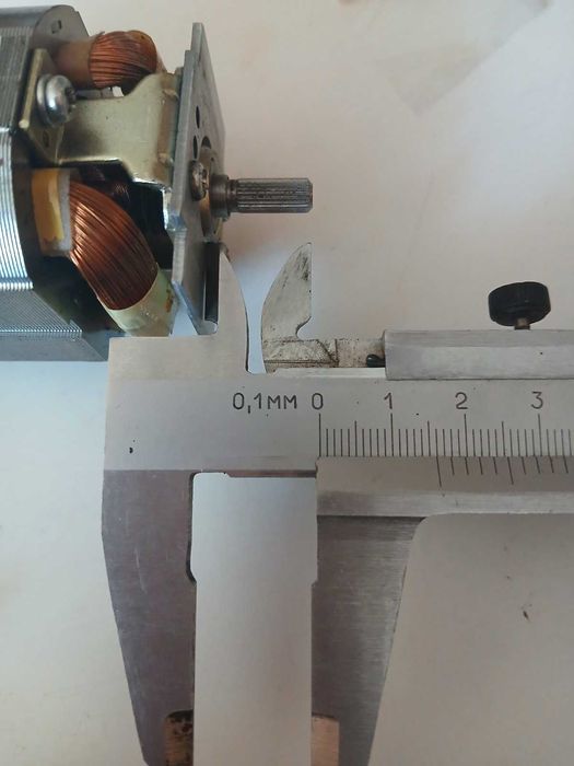 Мотор Elenberg 220 Вольт 175-200W