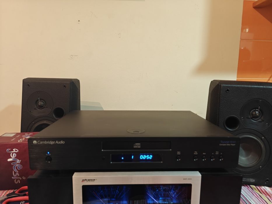 Leitor de CDs Cambridge Audio Topaz CD10