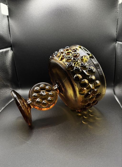 Owocarka bursztyno „Lizak” PRL – proj. Eryka Trzewik-Drost, Ząbkowice