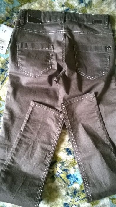 Продам НОВЫЕ брюки-джинсы