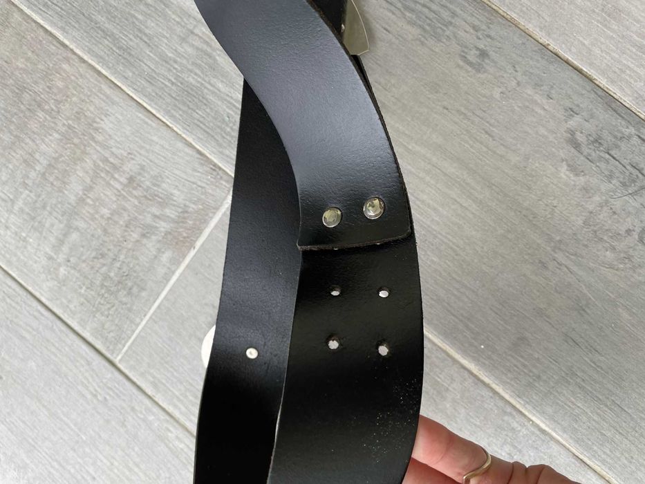 женский пояс кожа оригинал Италия Moschino jeans  сердечко сердце
