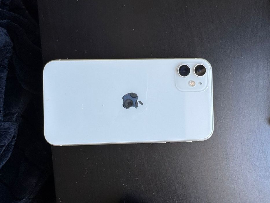 iPhone 12 ( como novo) com capas incluída