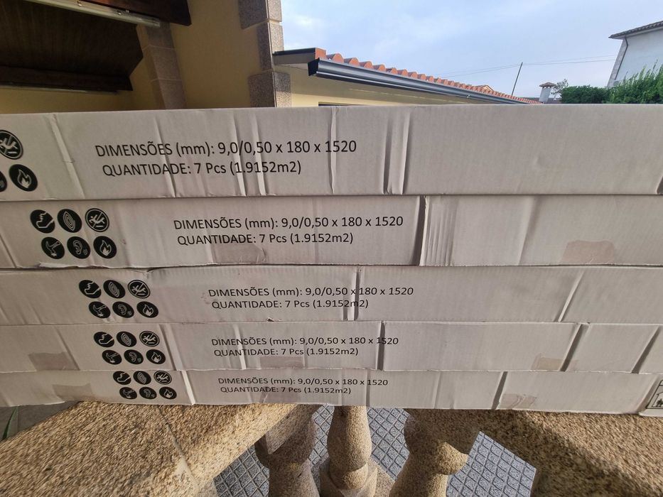 Pavimento Vinílico NOVO WPC 9MM (10M2)