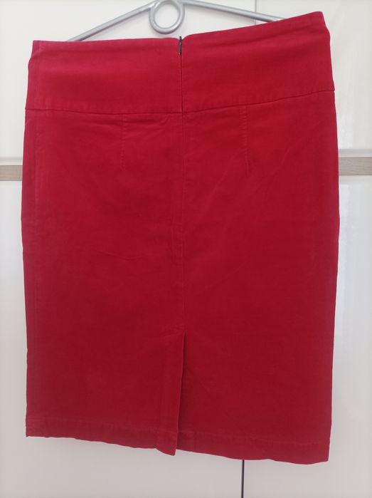 Czerwona spódnica Tatuum rozm 36