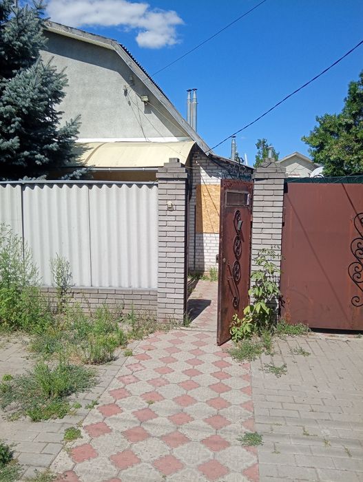 Большой , двухэтажный дом на Красногорке