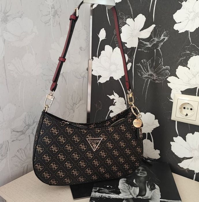 Сумка кросбоді Guess  Noelle  Alexie оригінал