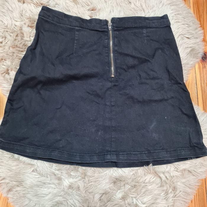 Pull & Bear krótka mini spódniczka 28 S trapezowa jeansowa czarna z za