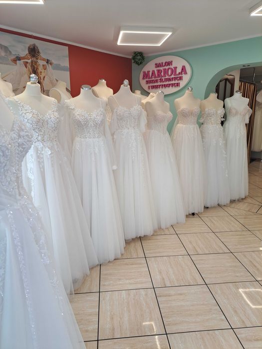 Polecam nową suknię ślubną