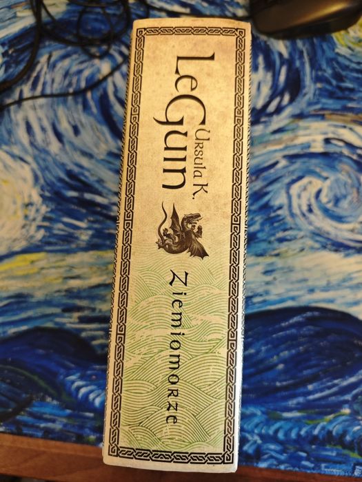 Ursula K. Legion  Ziemiomorze