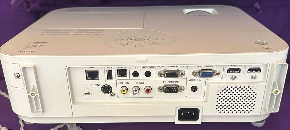 Проектор NEC NP-322W DLP 3200 ANSI lumens 3D (Нова лампа)