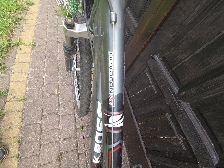 Kross hexagon v7 , rama aluminowa 17, kola 26