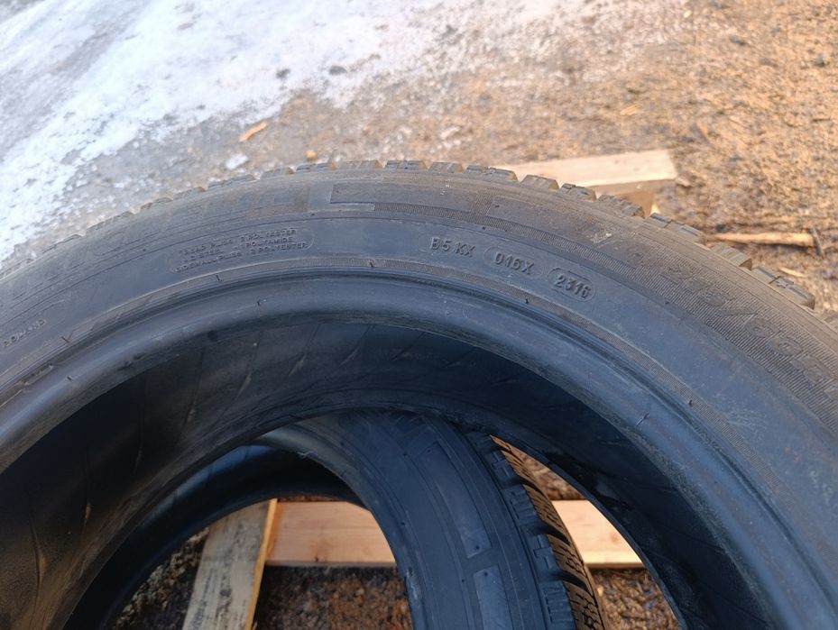 215/60/17c Michelin agilis alpin