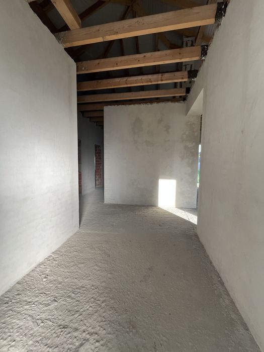 Продається одноповерховий особняк в передмісті Івано-Франківська