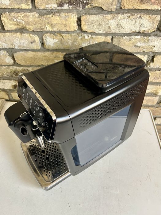 Кофемашина Philips LatteGo EP3246