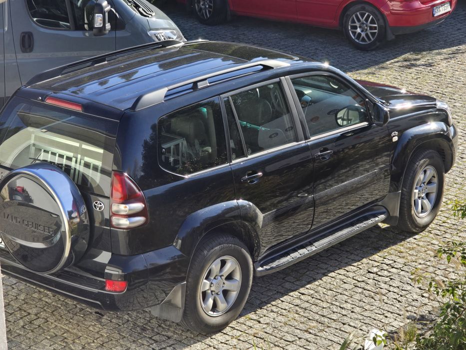 Land cruiser 120, executive. 8 osobowa.